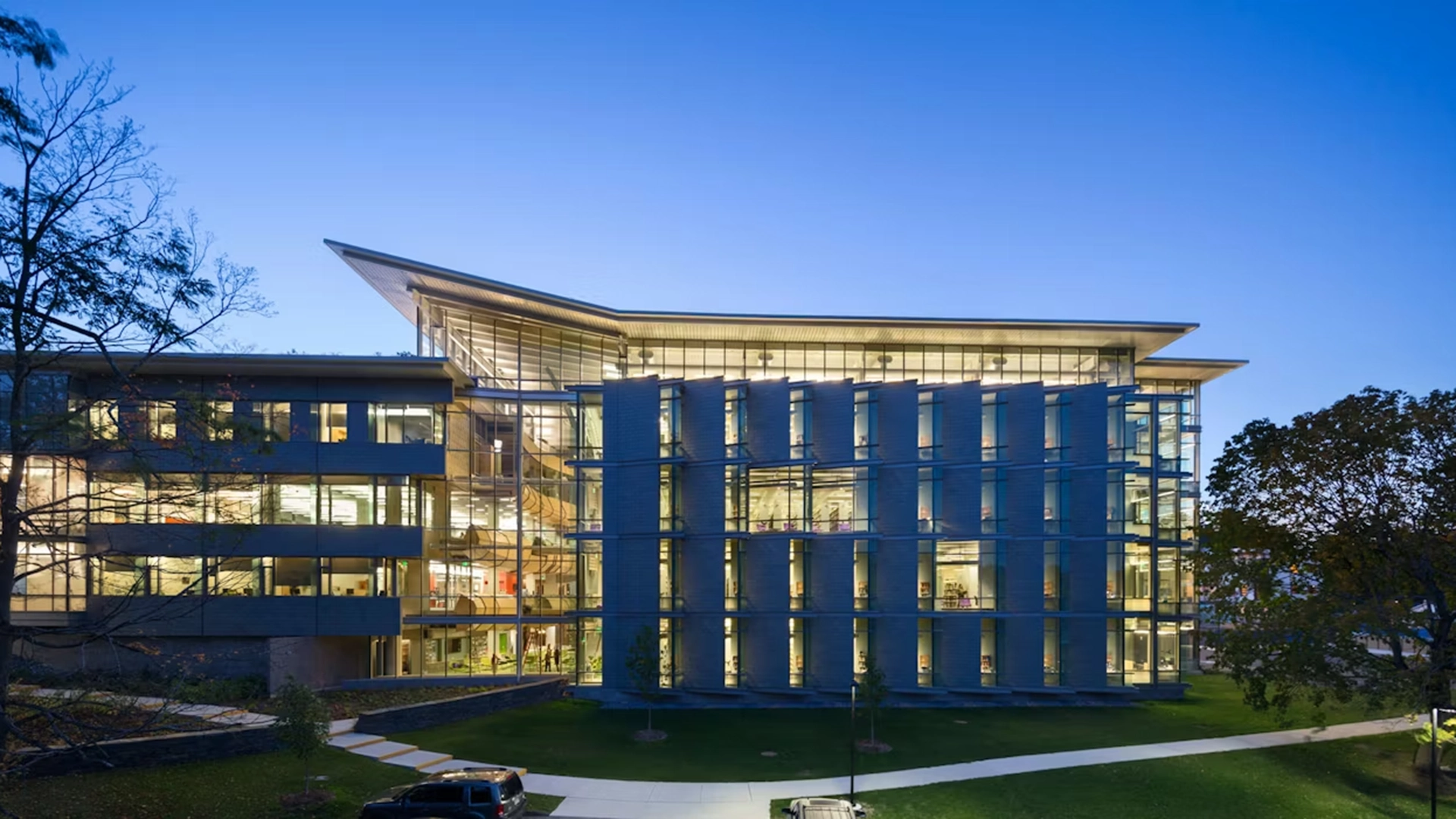 Stetson Hall & Sawyer Library