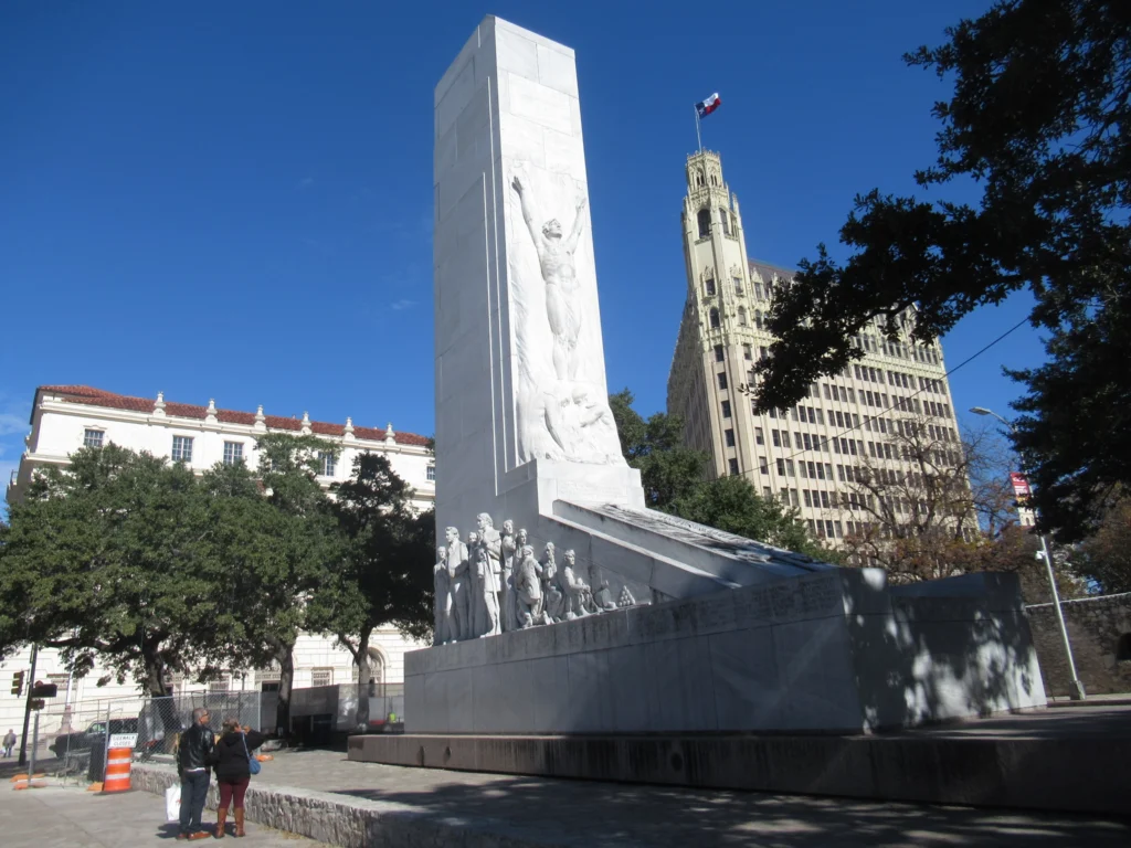 Alamo Cenotaph
